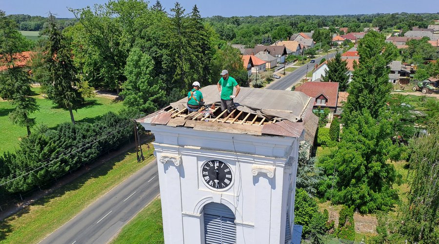 Csokonyavisonta templomtorony javítás - MRSZ Kutató-mentőcsoport 2022. június - Fotó: MRSZ