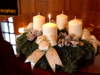 202412_Barna_Sandor_advent_borito