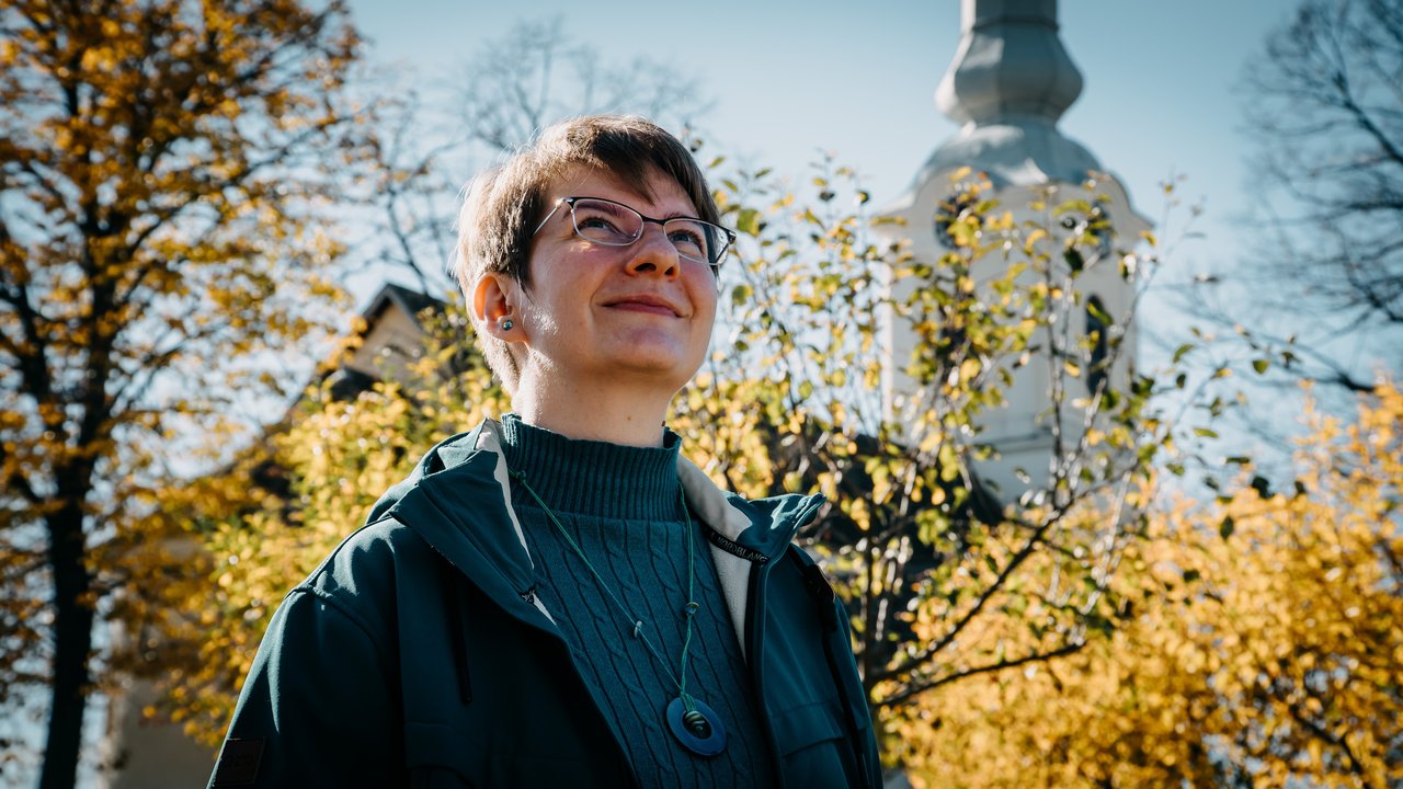 Szomor Abigél fotos Villányi Zoltán 2025