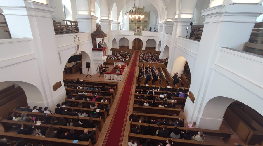 Csenki Imre verseny borítókép (f.Éger Ádám)
