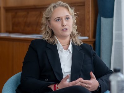 Emma Perry fotó Sebestyén László