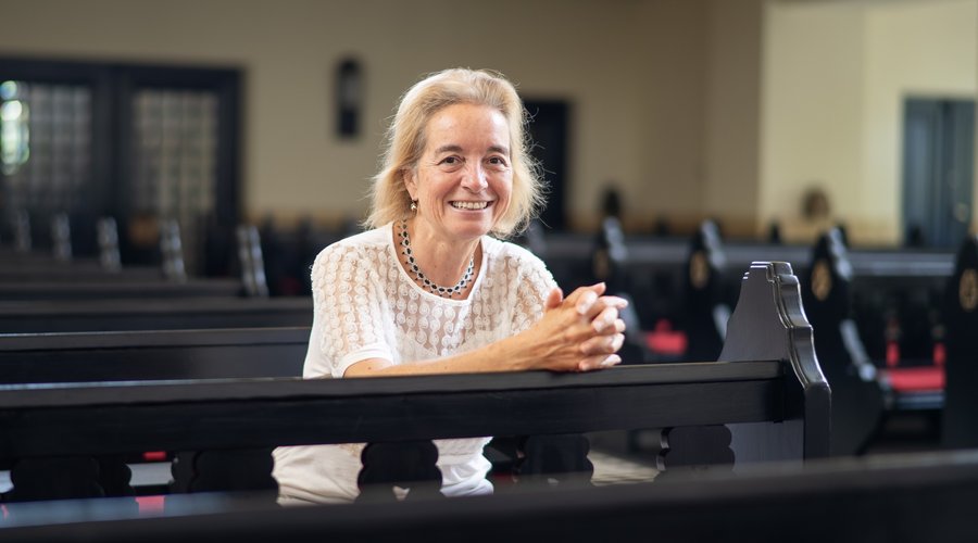 Somogyiné Ficsor Krisztina iskolalelkész Fasori Református Kollégium