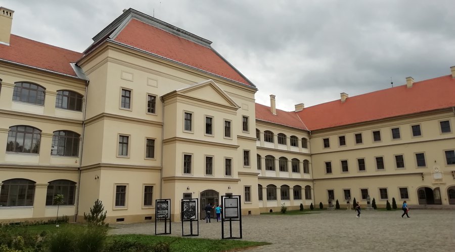 Nagyenyedi kollégium
