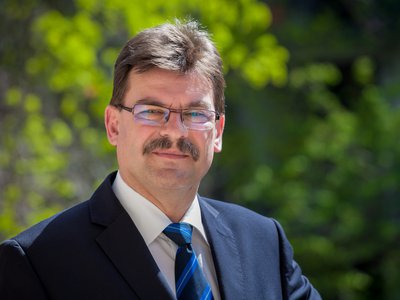 Fazekas László