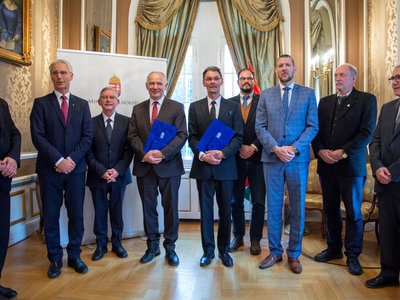 Károli díjátadó 2022 jó (f.Molnár Zoltán)