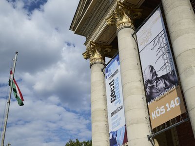 Kós 140 kiállítás borítókép (f.Mogyoródi Milán)