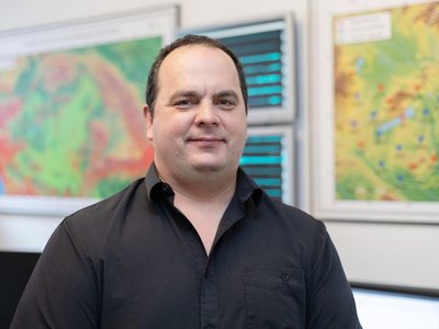 Kovács István geológus borítókép (f.Hurta Hajnalka)