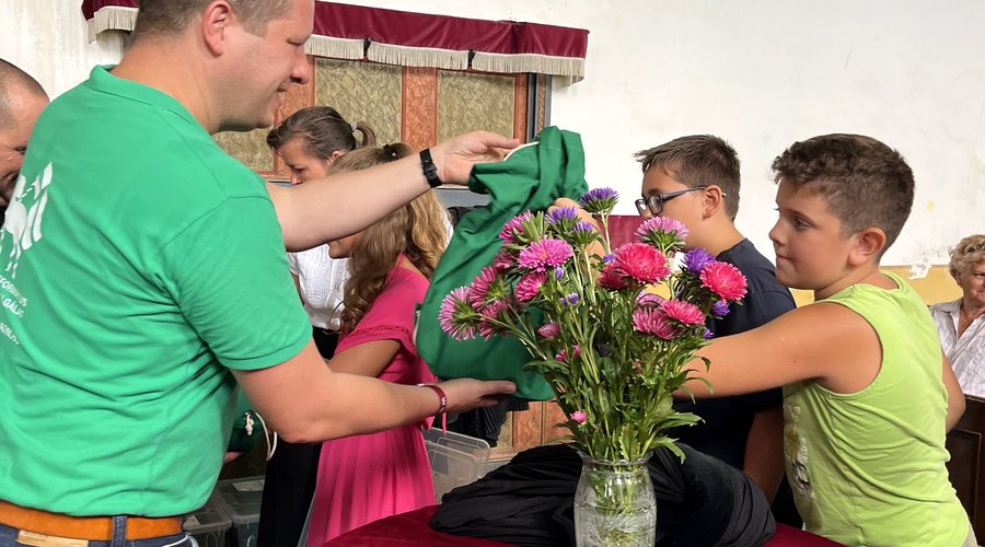 Tanszercsomag MRSZ, Laskó 2023. 1. (f.Magyar Református Szeretetszolgálat)