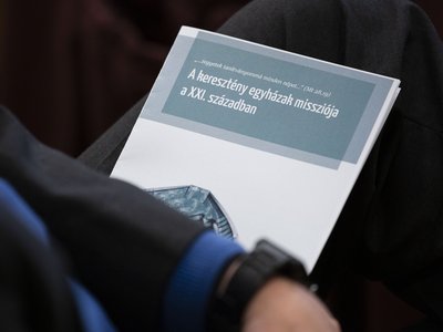 Tihanyi konferencia 2023 borítókép 2. (f.Hurta hajnalka)