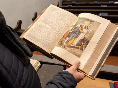 Tiszaderzsi bibliamúzeum borítókép (f.Zelenka Attila)