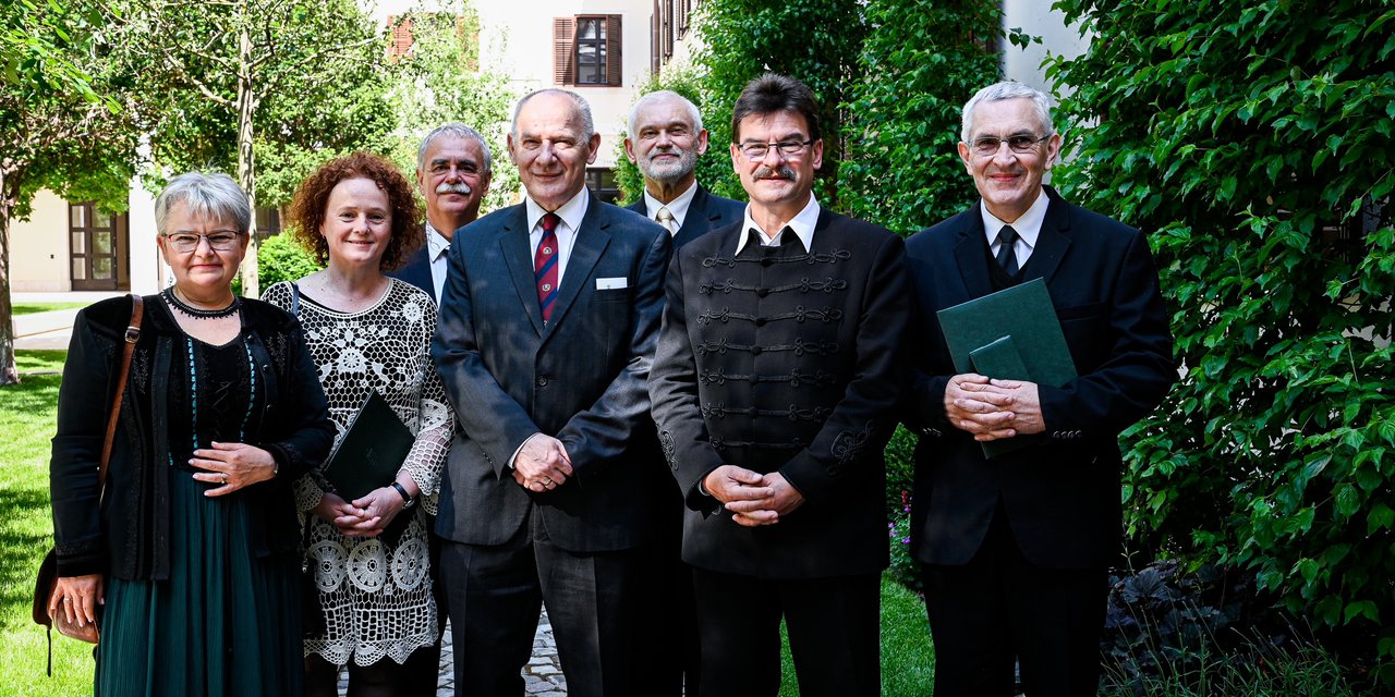 Uzsalyné Pécsi Rita, Dani Eszter, Vad Zsigmond György, Bogárdi Szabó István, Németh Dávid, Fazekas László, Mező István