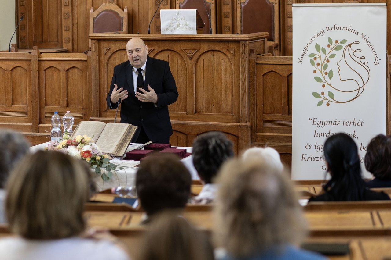 Zsindelyné díjátadó 2026, Steinbach József (f.Hurta Hajnalka)