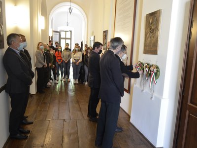 Karácsony Sándor hagyaték koszorúzás