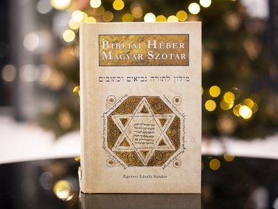 bibliai_heber_magyar_szotar_hajnalka_borito