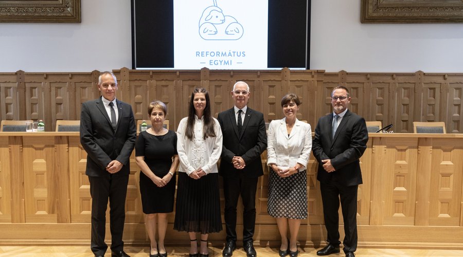 EGYMI vezetőség Bruckner Lászlóval és Balog Zoltánnal. EGYMI tanévnyitó 2023 augusztus - Fotó: Hurta Hajnalka