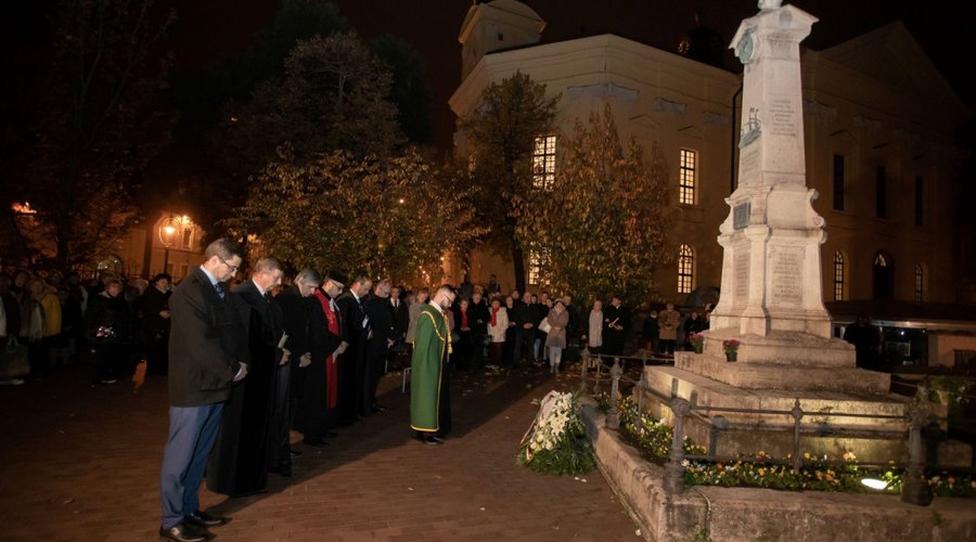 debreceni istentisztelet (f.Miskolczi János).jpg