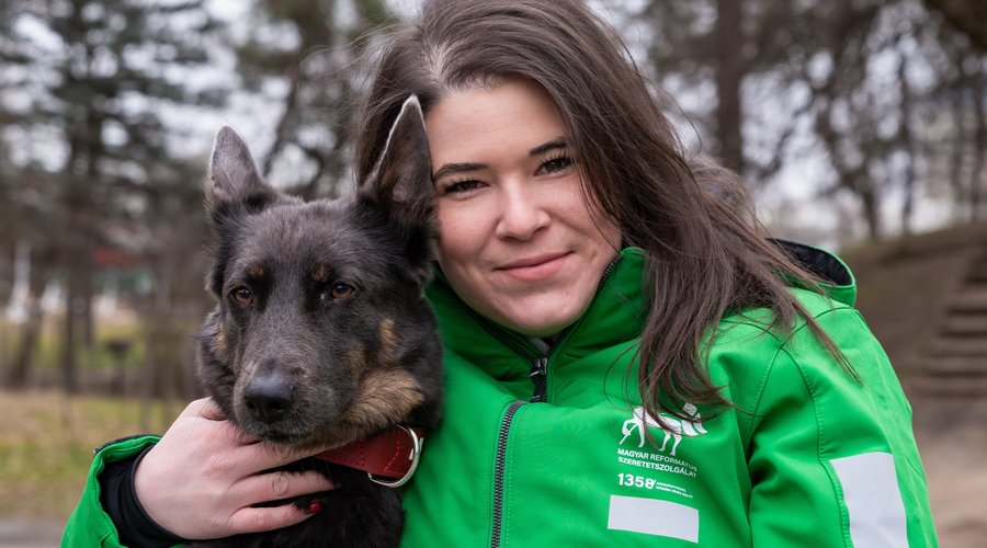 Kovács Ilka és Níla - MRSZ Kutató- és Mentőcsoportja. 2023 február 26. Fotó: Zelenka Attila