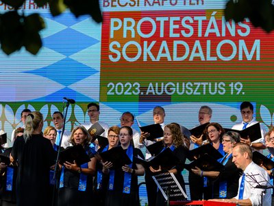 Protestáns Sokadalom F: Jelli Márk