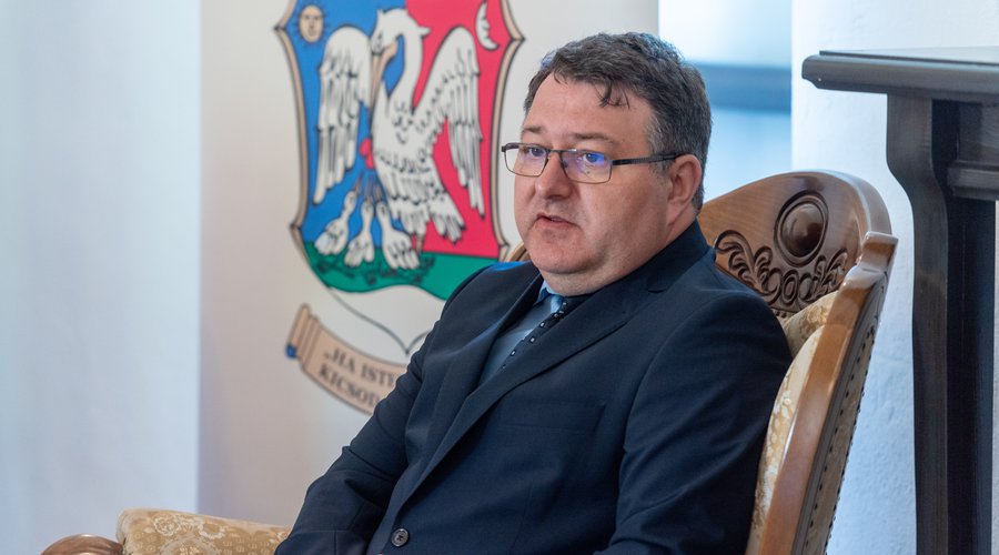 Gudor Botond esperes 2022. április 26-án az egységnap sajtótájékoztatóján. Fotó: Kiss Gábor