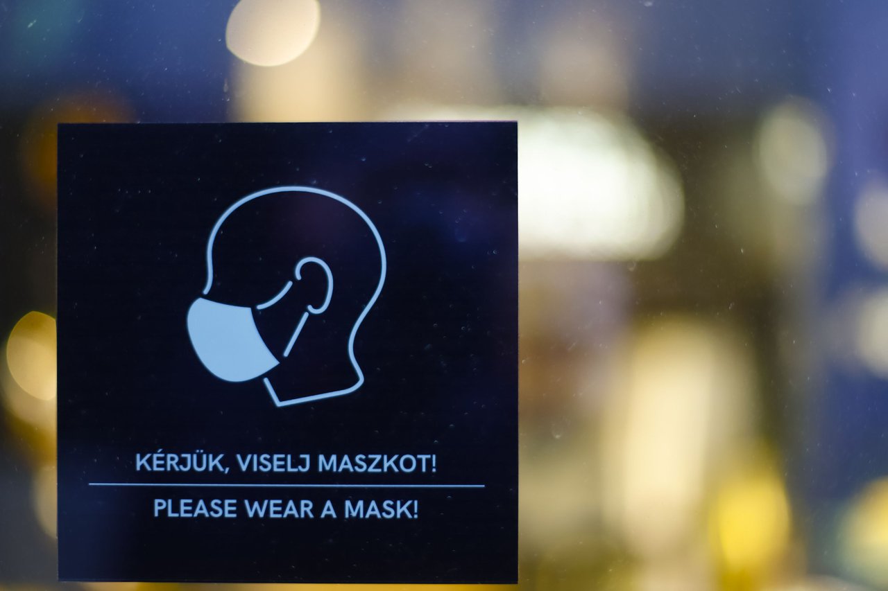 maszk.jpg