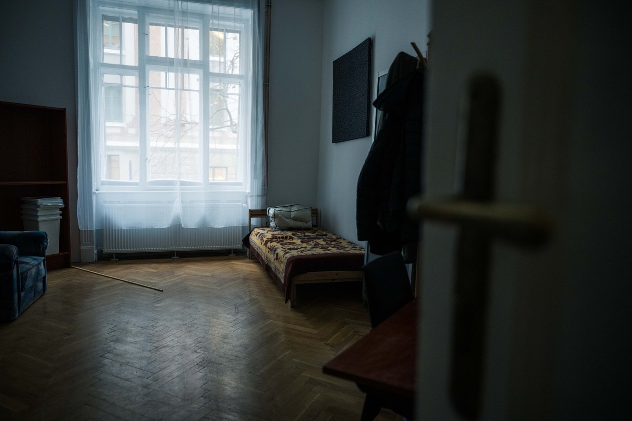 Válaszút misszió lakásbelső Magyaródi 2025