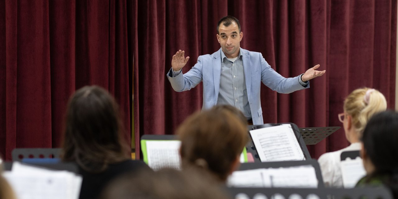 Erdélyi Dániel 2025 Hurta Hajni