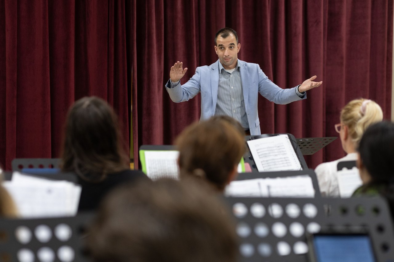 Erdélyi Dániel 2025 Hurta Hajni