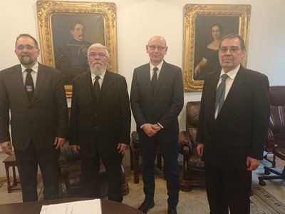 új elnökség tirek 2021