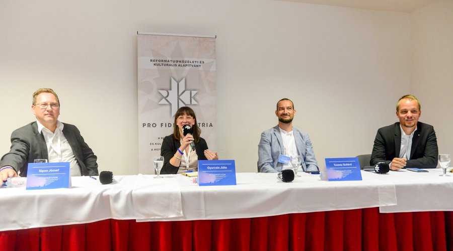 Reformátusok Szárszói Konferenciája 2021 - Trianon 101 - avagy az együttélés és túlélés lehetőségei: Sipos József, Gyurcsis Júlia, Tussay Szilárd, moderál: Zila Gábor - Fotó: Bazánth Ivola