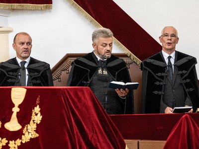 Konc Gáll László, Hella Ferenc, Balog Zoltán. Reformátusok Szárszói Konferenciája 2023. 4. nap istentisztelet - Fotó: Sebestyén László