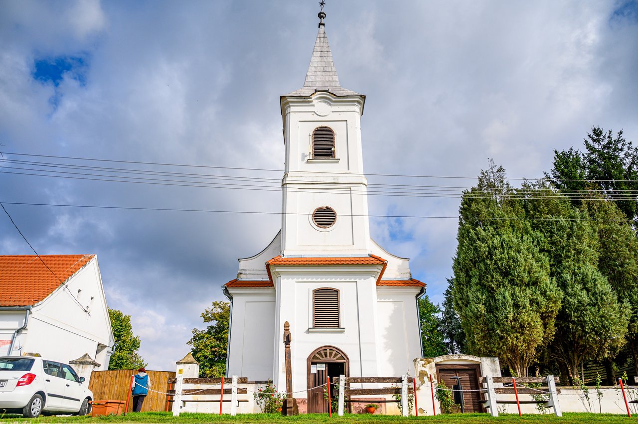 Adorjási református templom, sebilaci