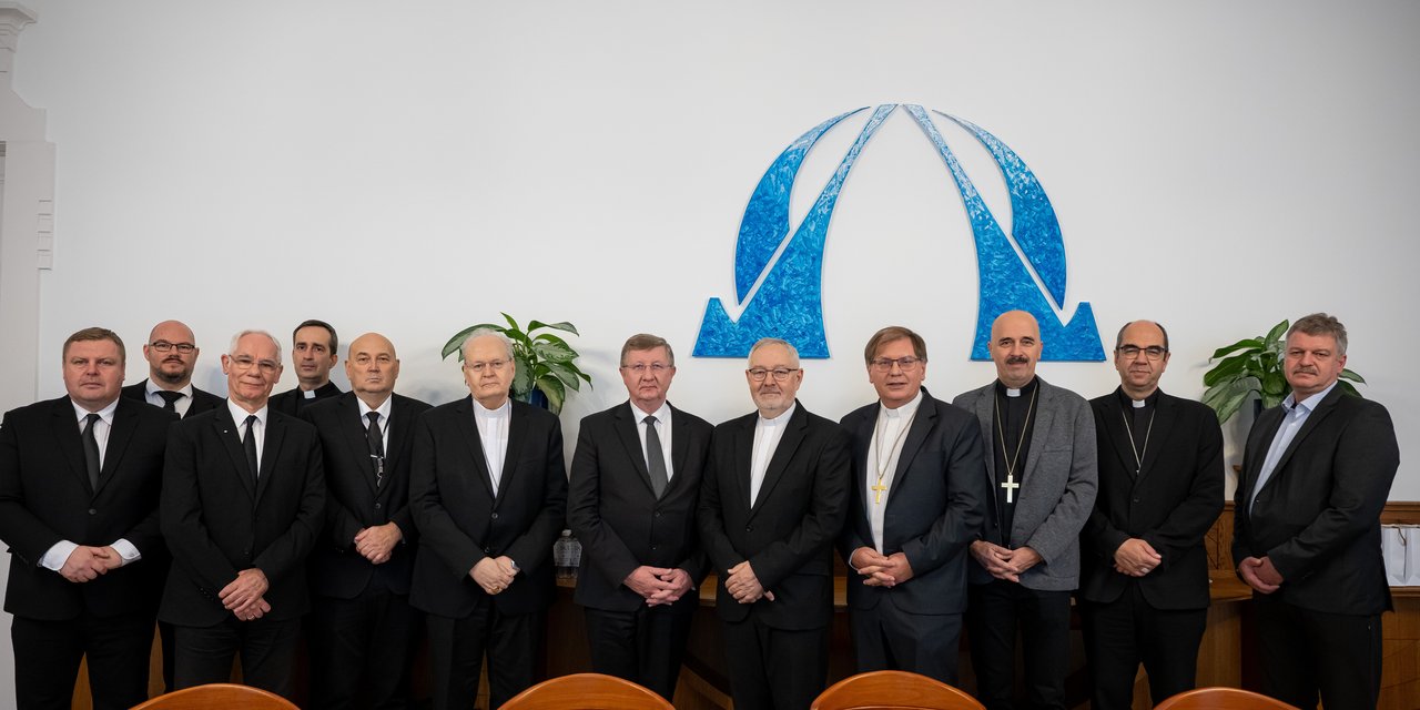 sln3325-56d86ef8f5_püspökök találkozó 2025 Sebestyén