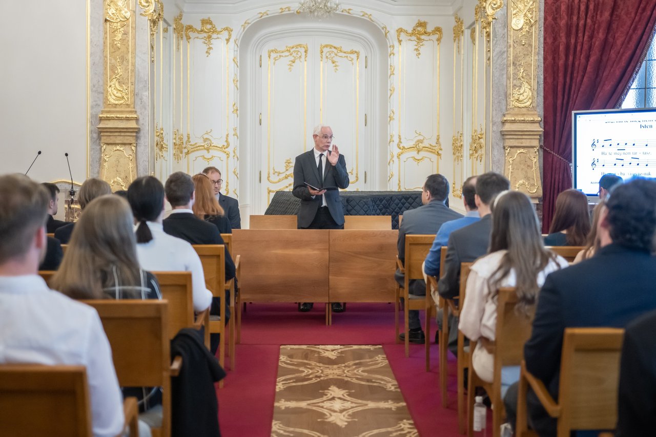 Balog Zoltán. KIDA poszterkonferencia 2023 május - Fotó: Sebestyén László