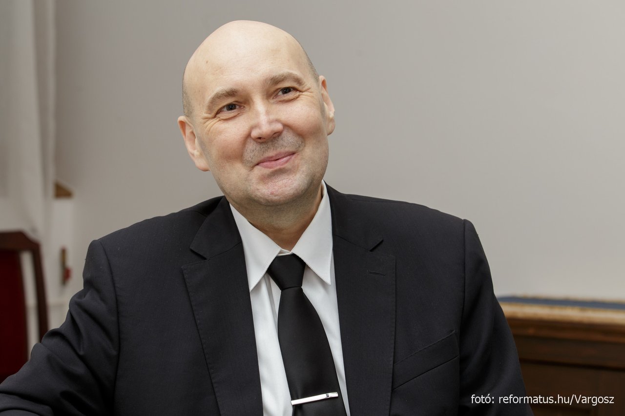 steinbach józsef recenzió vargosz